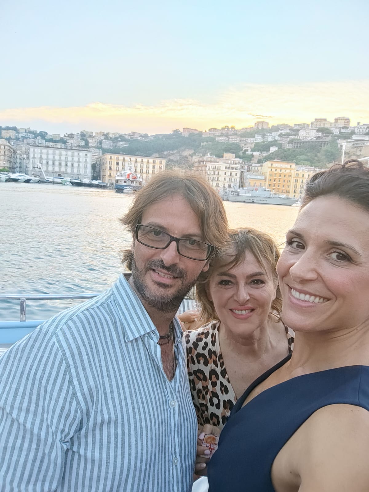 Serata di gala sul golfo di Napoli con il team Hydrox Studio